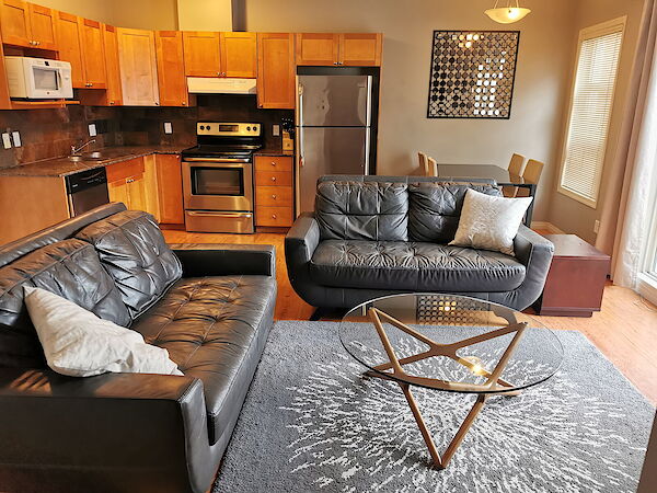 Calgary 1 bedroom Apartment for rent. Property photo: 79165-3