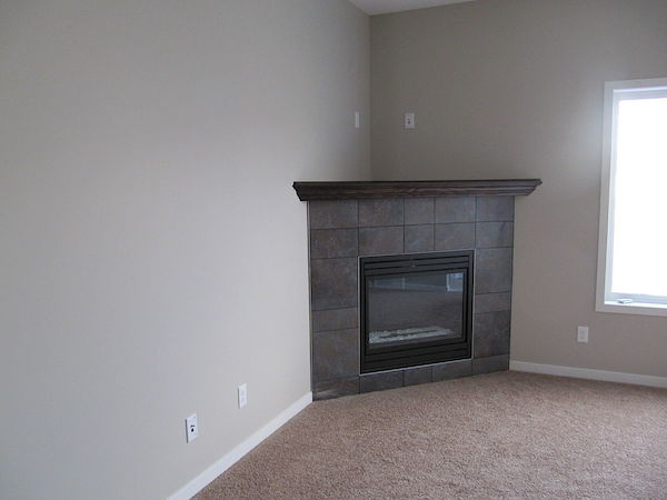 Calgary 3 bedrooms House for rent. Property photo: 82870-3