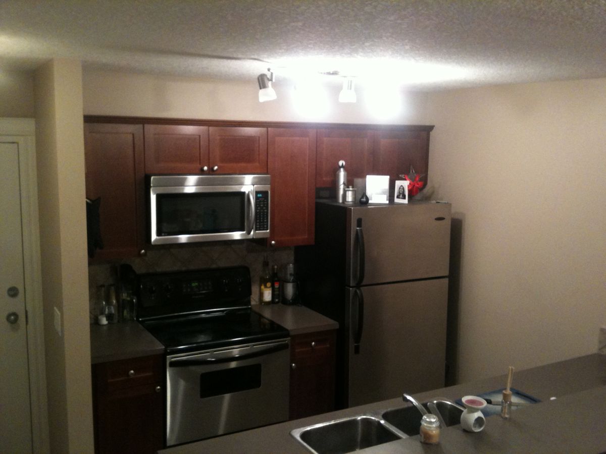Calgary 1 bedroom Condo for rent. Property photo: 83481-1