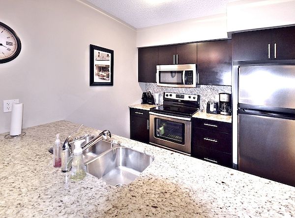 Calgary 1 bedroom Condo Unit for rent. Property photo: 85567-3