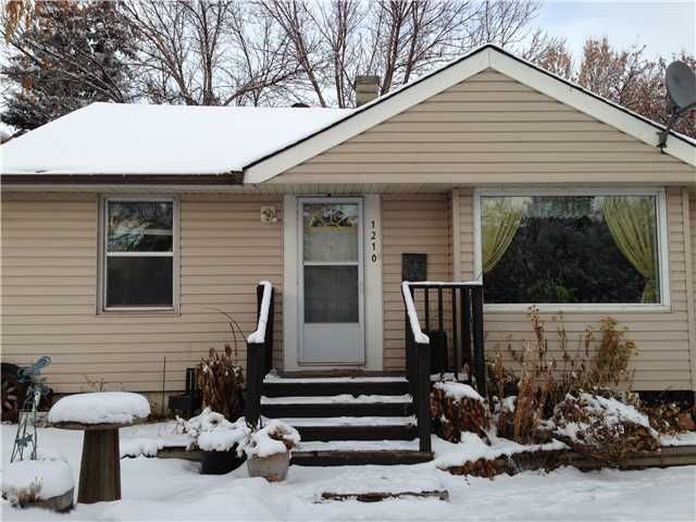 Calgary 3 bedrooms House for rent. Property photo: 85687-1