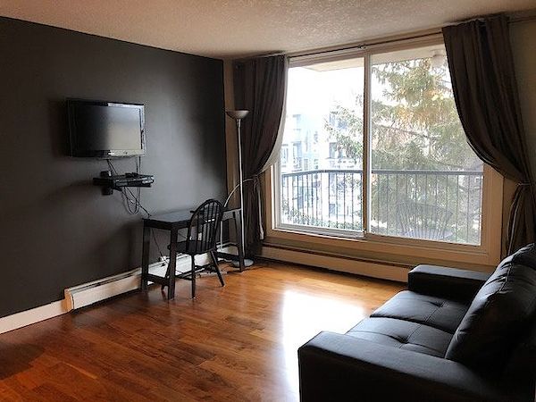 Calgary 1 bedroom Condo for rent. Property photo: 93078-2
