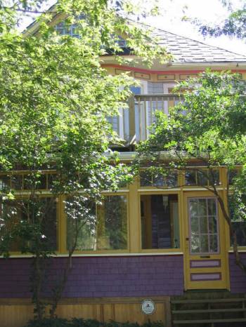 Calgary 2 bedrooms House for rent. Property photo: 9608-1