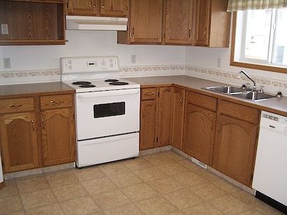 Calgary 3 bedrooms House for rent. Property photo: 9660-2