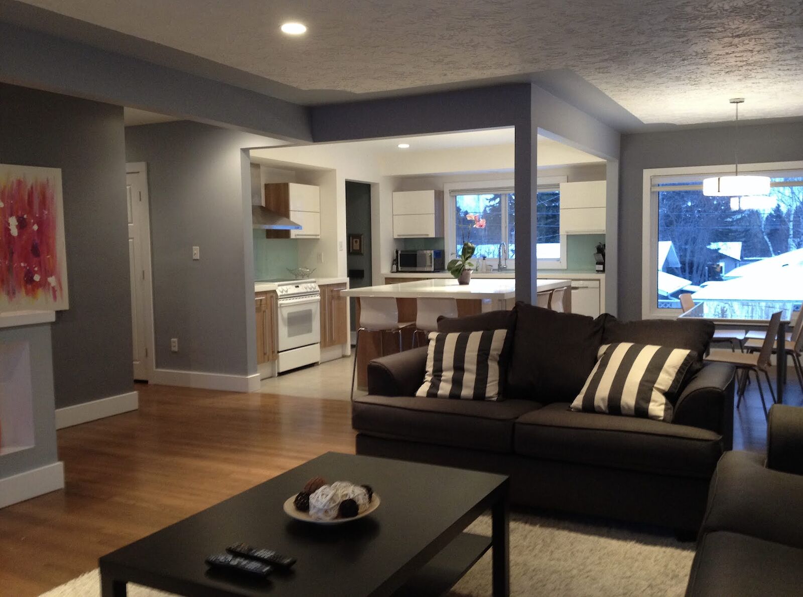 Calgary 4 bedrooms House for rent. Property photo: 99875-1